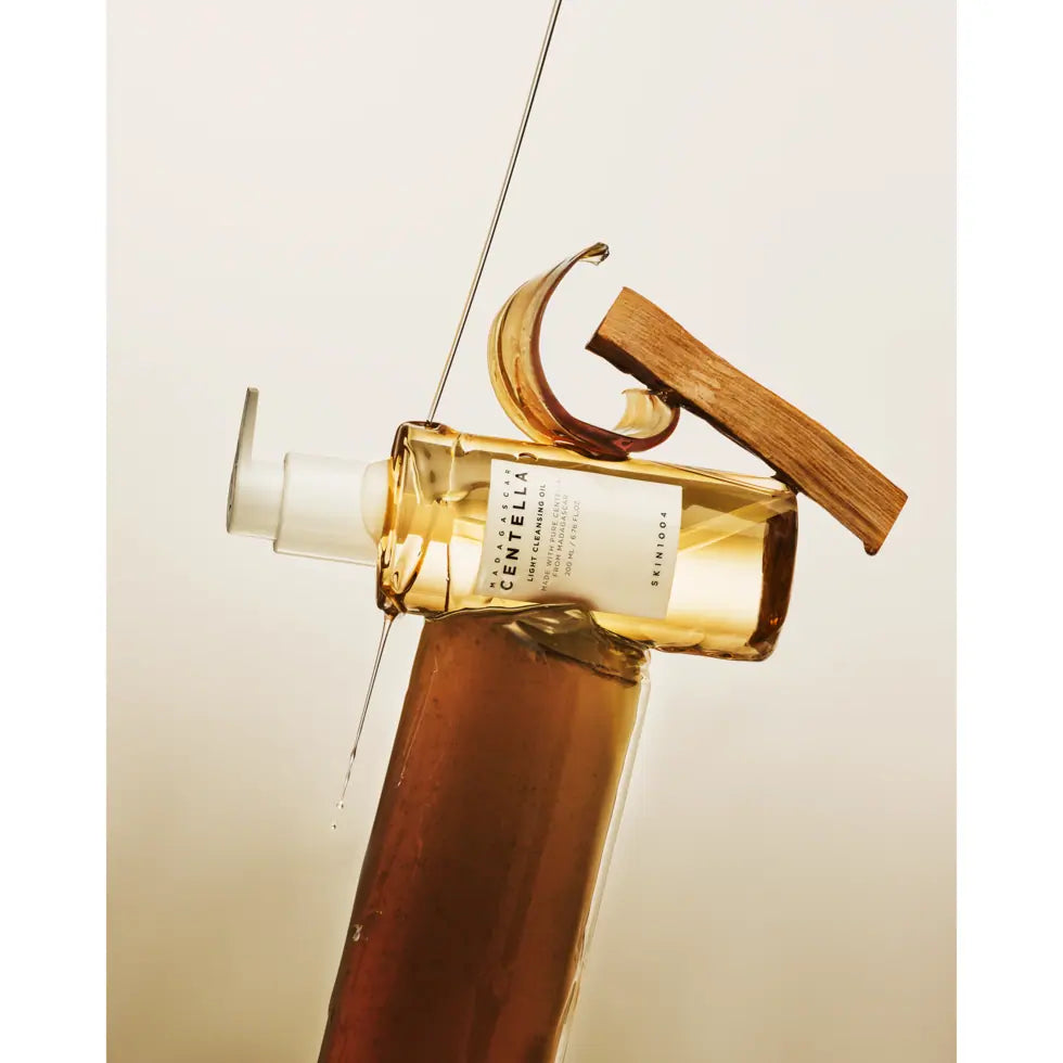 SKIN1004 - Madagascar Centella Light Cleansing Oil 200ml